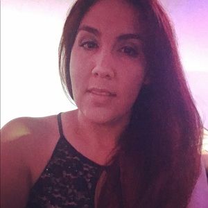 Meet your Posher, Perla